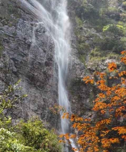 山長水遠(yuǎn)